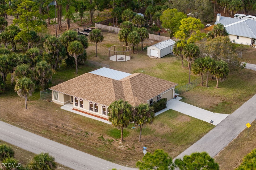 4 Bed SingleFamilyResidence for Sale in Lehigh Acres, photo 46