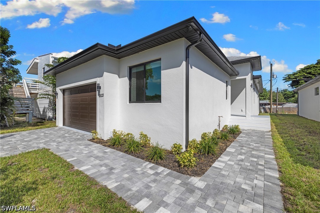4 Bed SingleFamilyResidence for Sale in Naples, photo 46