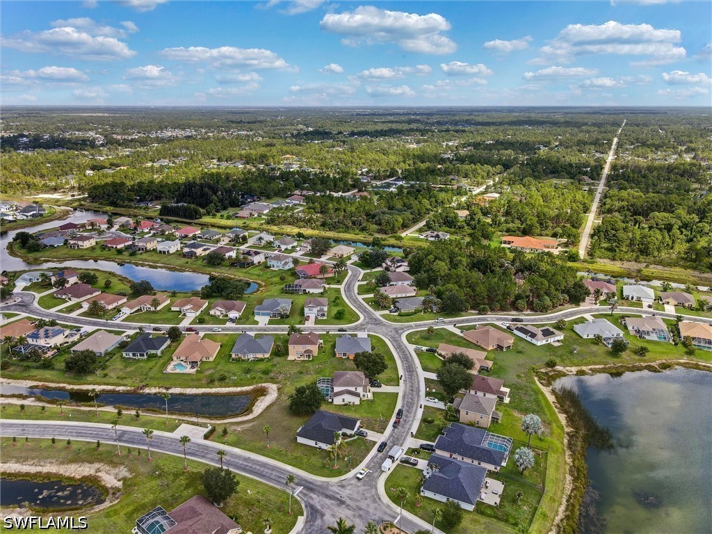 4 Bed SingleFamilyResidence for Sale in Town Lakes, photo 46