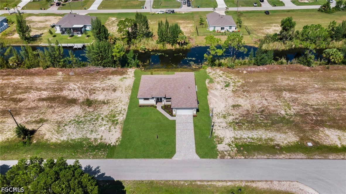 3 Bed Waterfront Home for Sale in Cape Coral, photo 46