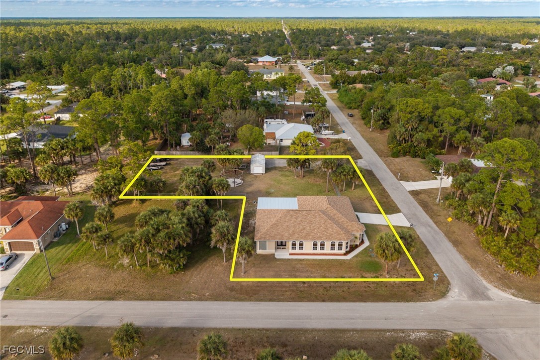 4 Bed SingleFamilyResidence for Sale in Lehigh Acres, photo 47