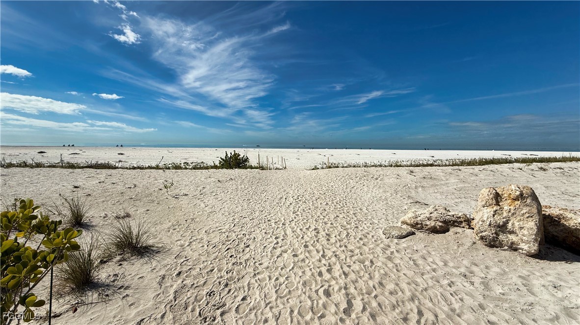 2 Bed Waterfront Home for Sale in Fort Myers Beach, photo 47