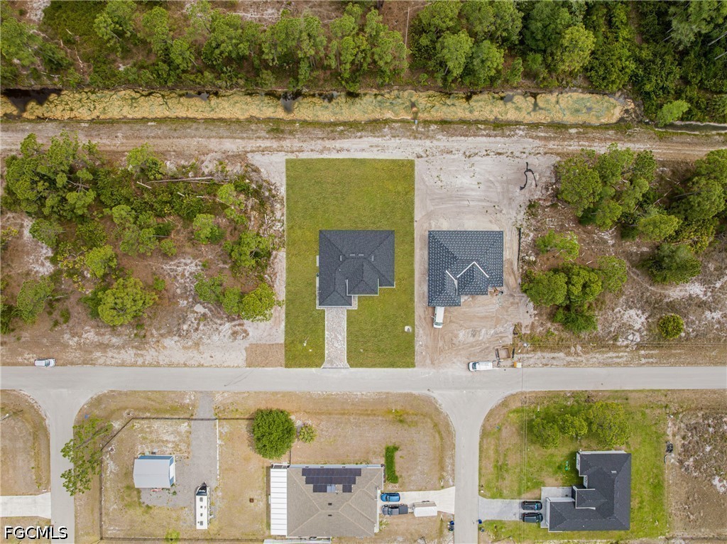 4 Bed SingleFamilyResidence for Sale in Lehigh Acres, photo 47