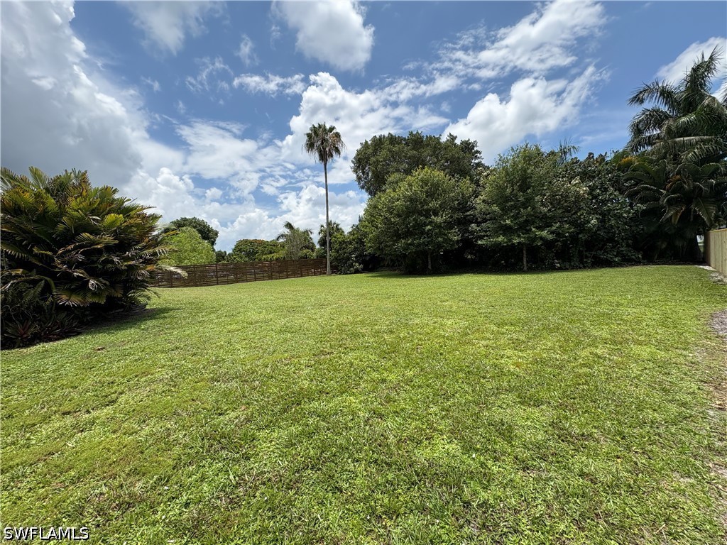 3 Bed SingleFamilyResidence for Sale in Naples, photo 47