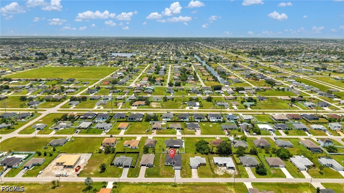 4 Bed SingleFamilyResidence for Sale in Cape Coral, photo 47
