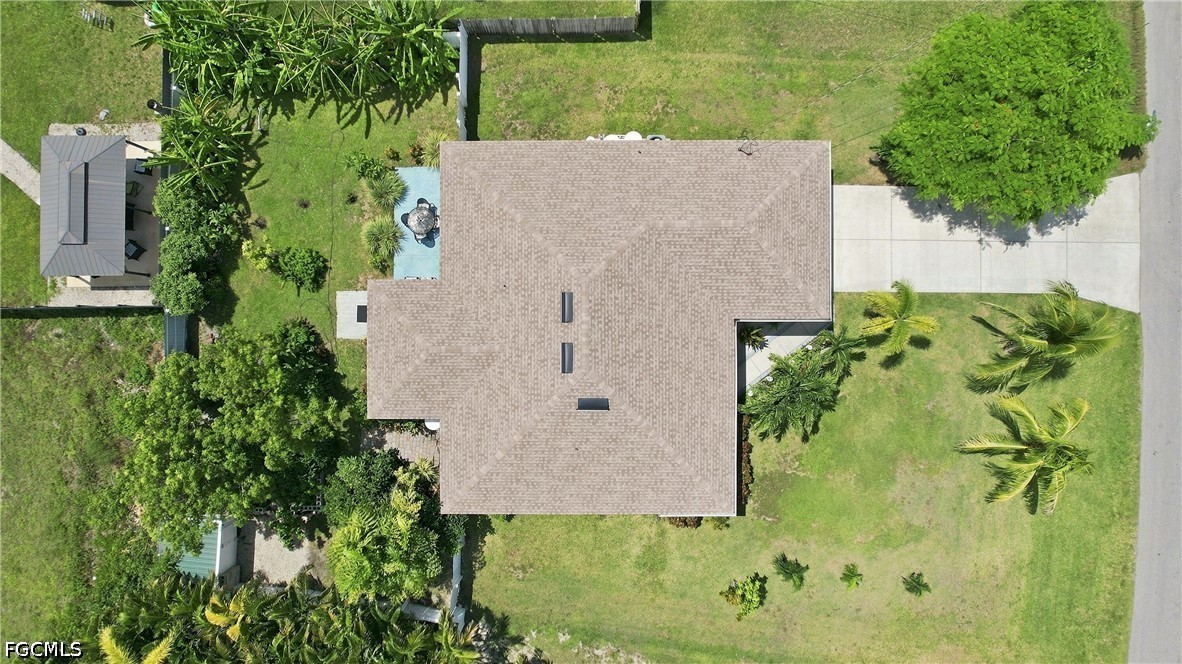 3 Bed SingleFamilyResidence for Sale in Cape Coral, photo 47