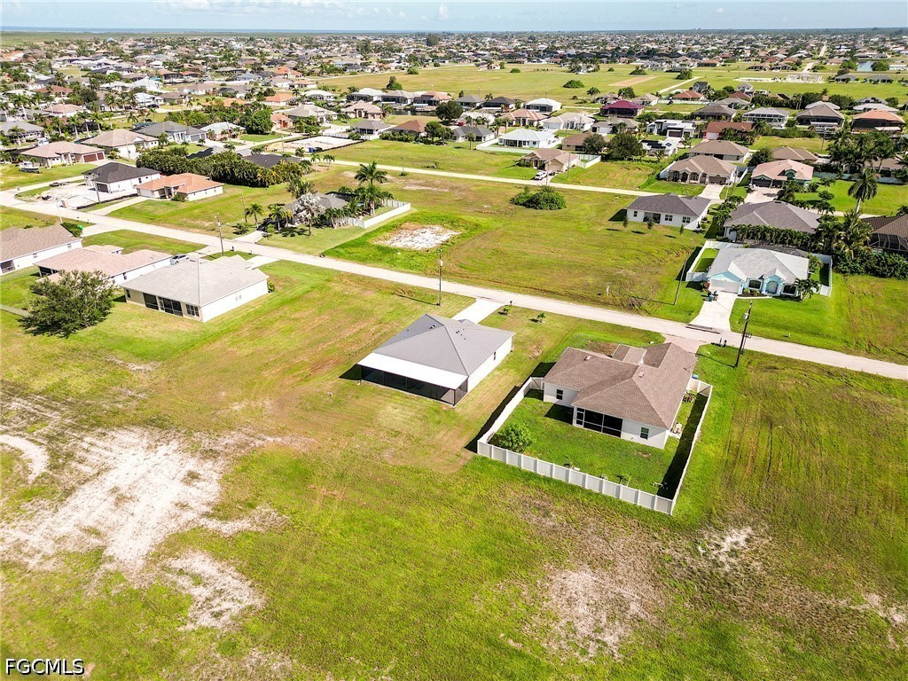 4 Bed SingleFamilyResidence for Sale in Cape Coral, photo 47