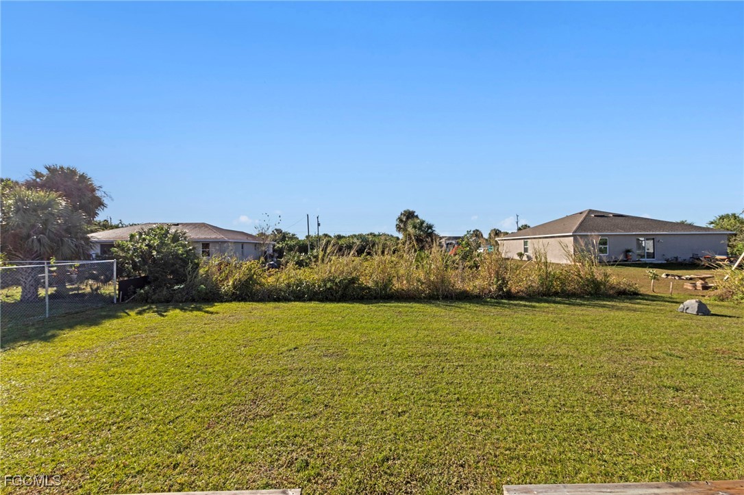 3 Bed SingleFamilyResidence for Sale in Lehigh Acres, photo 48