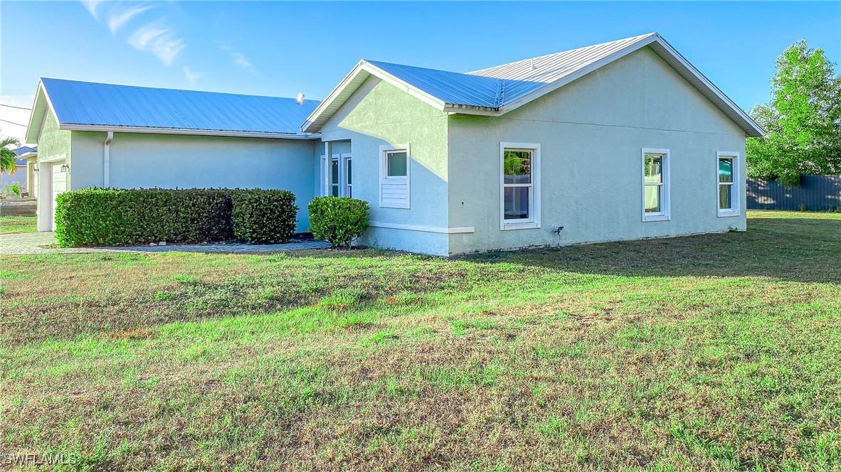 3 Bed SingleFamilyResidence for Sale in Cape Coral, photo 48