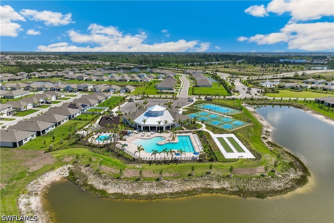 4 Bed Waterfront Home for Sale in Coral Bay, photo 48