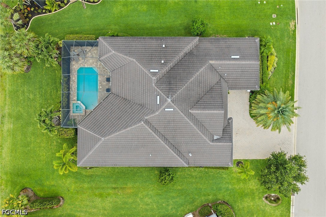 4 Bed Pool Home for Sale in Torrey Pines, photo 48
