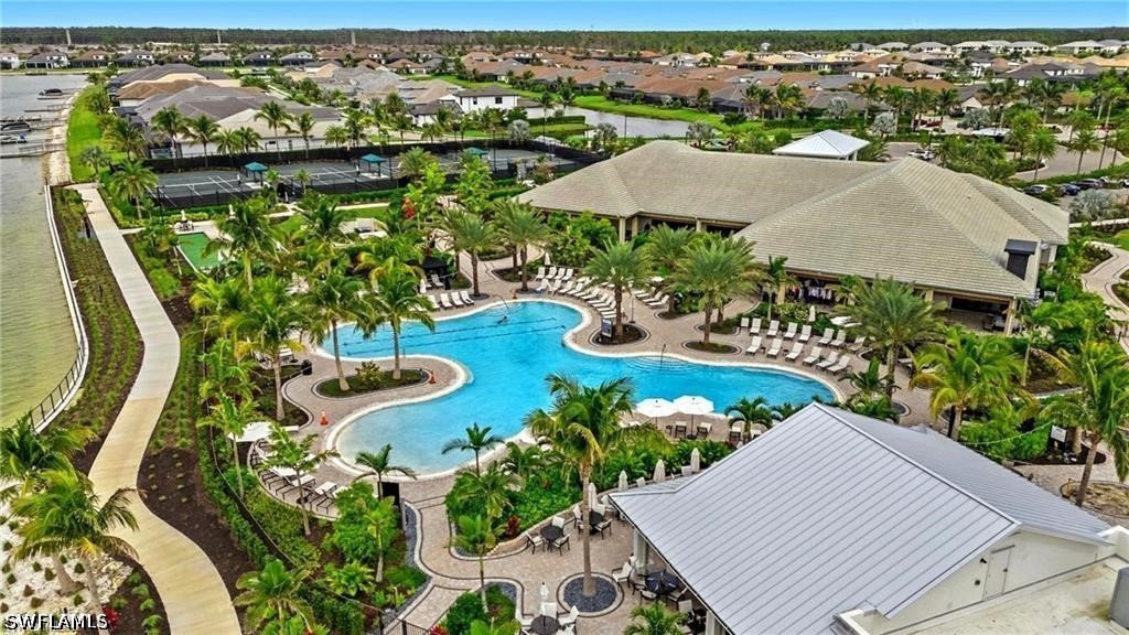 4 Bed SingleFamilyResidence for Sale in Fort Myers, photo 48