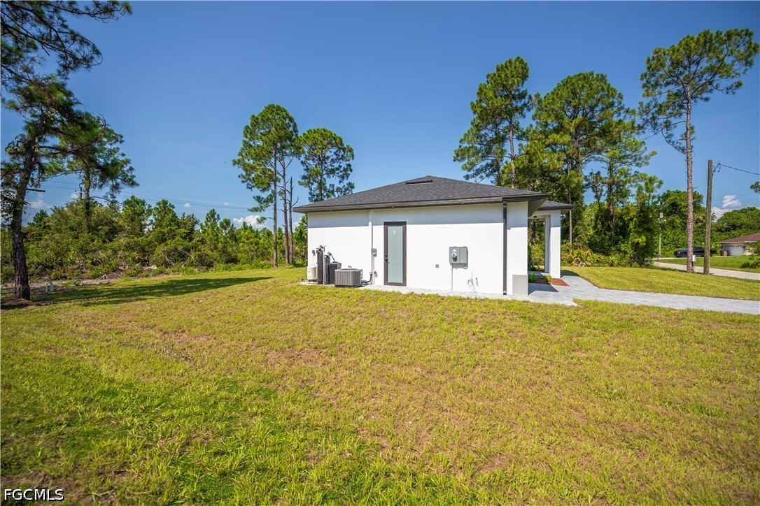 3 Bed SingleFamilyResidence for Sale in Lehigh Acres, photo 48