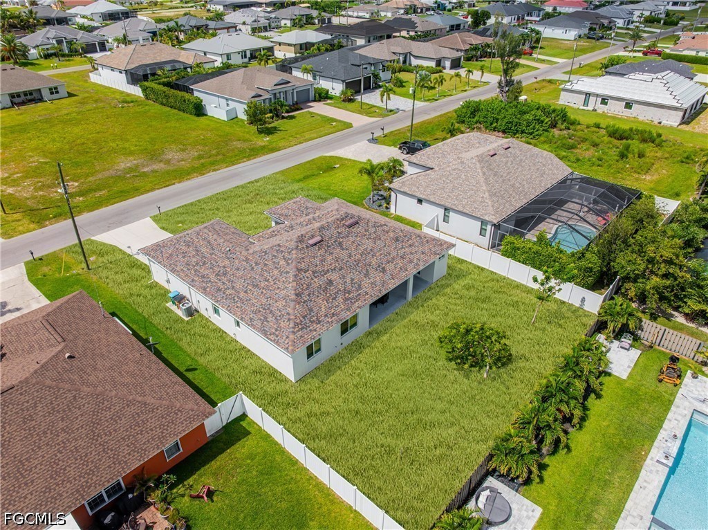 3 Bed SingleFamilyResidence for Sale in Cape Coral, photo 48