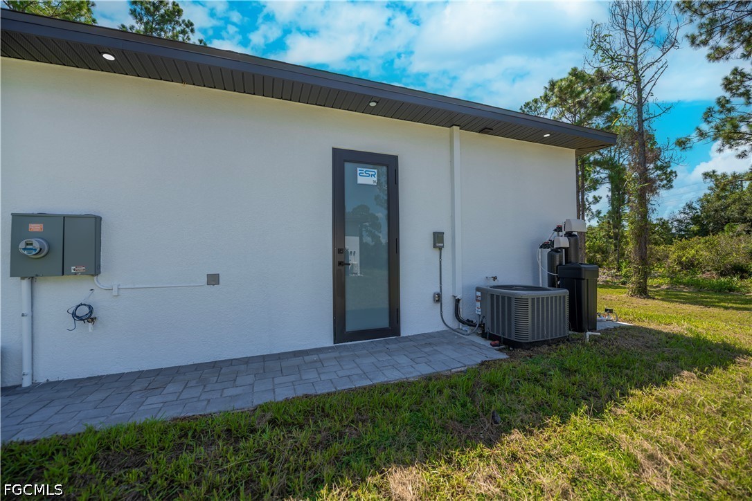3 Bed SingleFamilyResidence for Sale in Lehigh Acres, photo 48