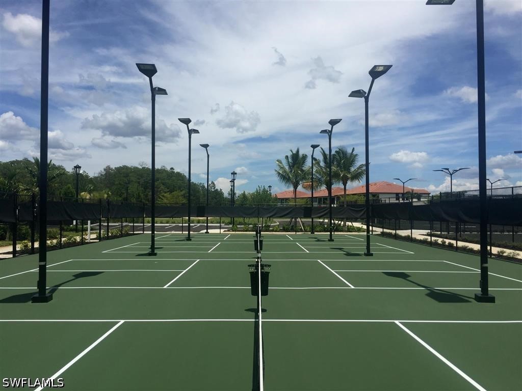 5 Bed SingleFamilyResidence for Sale in Fort Myers, photo 48