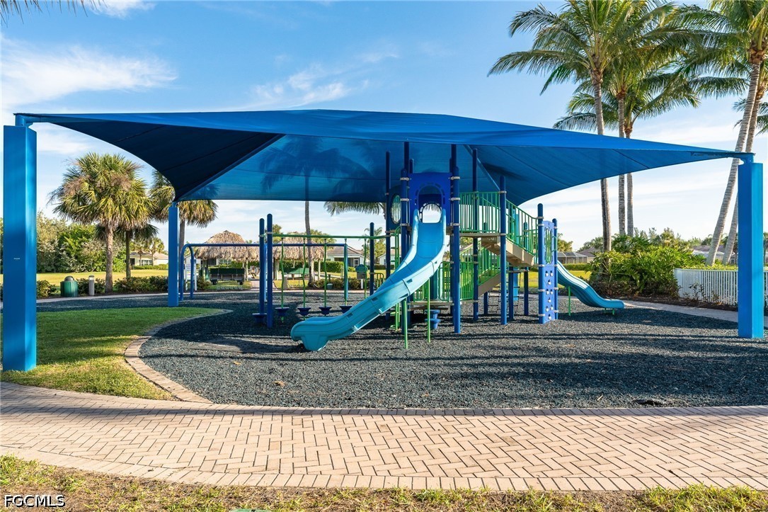 2 Bed Waterfront Home for Sale in Sandoval, photo 49