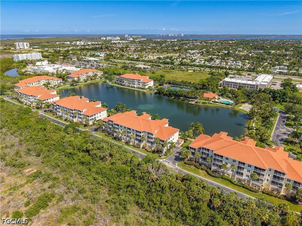 2 Bed Waterfront Home for Sale in Fort Myers, photo 49
