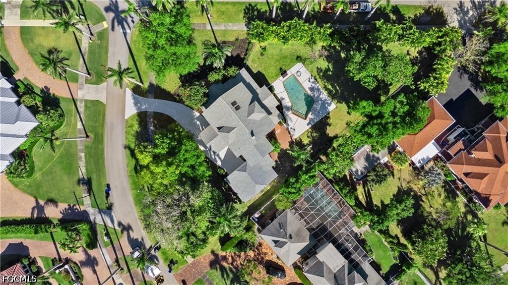 5 Bed Pool Home for Sale in Riverside, photo 49