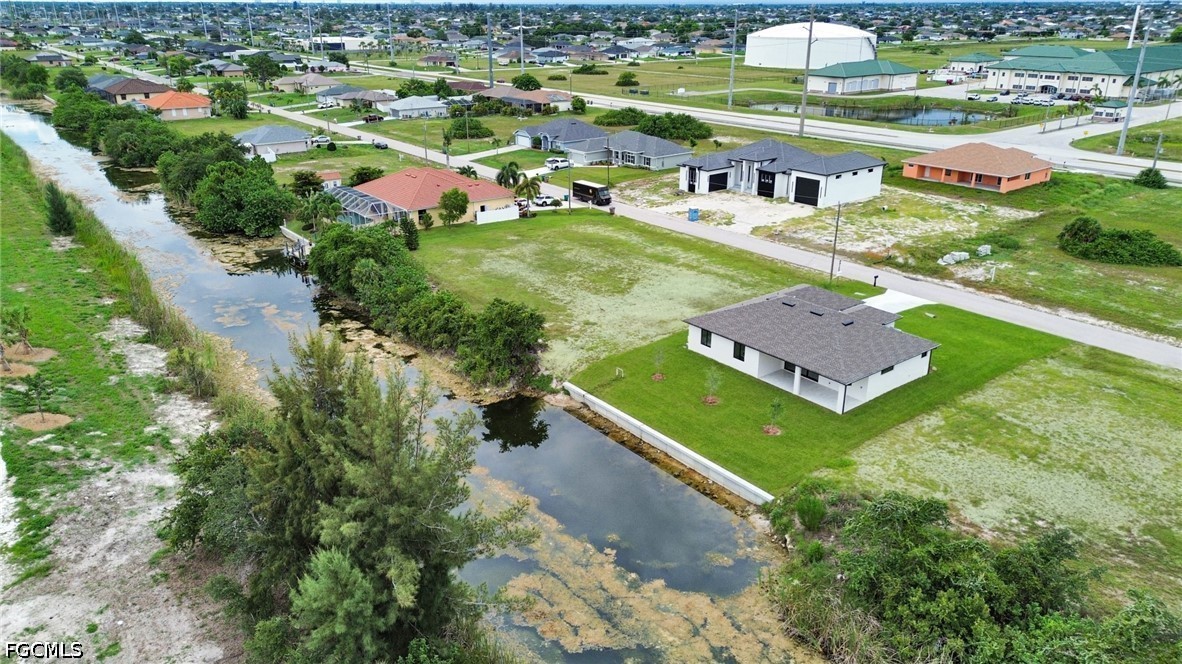 3 Bed Waterfront Home for Sale in Cape Coral, photo 49