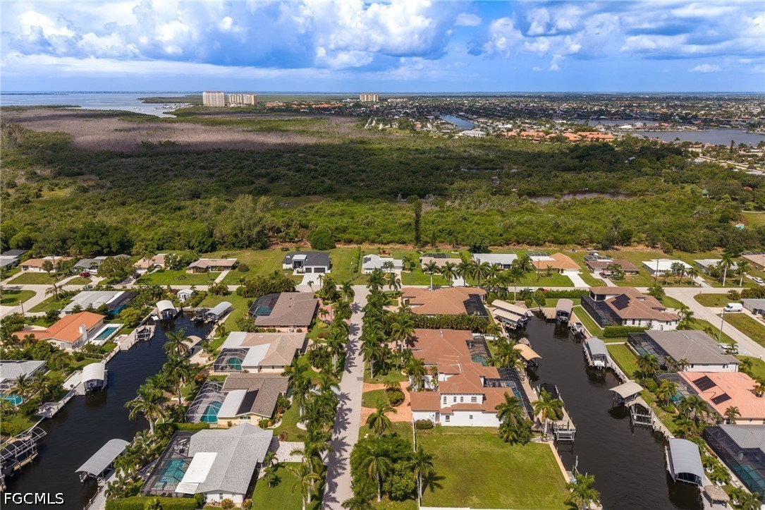 2 Bed Pool Home for Sale in Cape Coral, photo 49