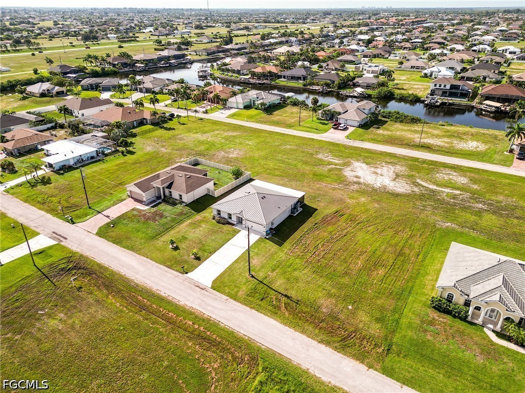 4 Bed SingleFamilyResidence for Sale in Cape Coral, photo 49