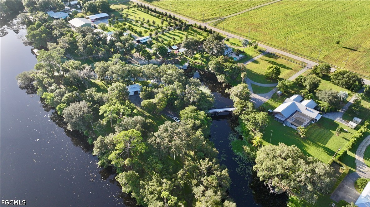 3 Bed Waterfront Home for Sale in Labelle, photo 49
