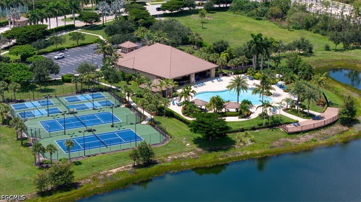 4 Bed Waterfront Home for Sale in Bella Terra, photo 50