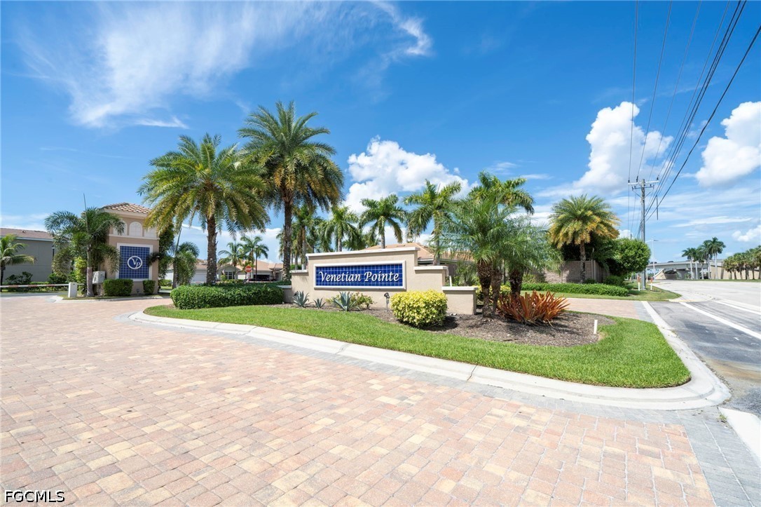 4 Bed SingleFamilyResidence for Sale in Venetian Pointe, photo 50