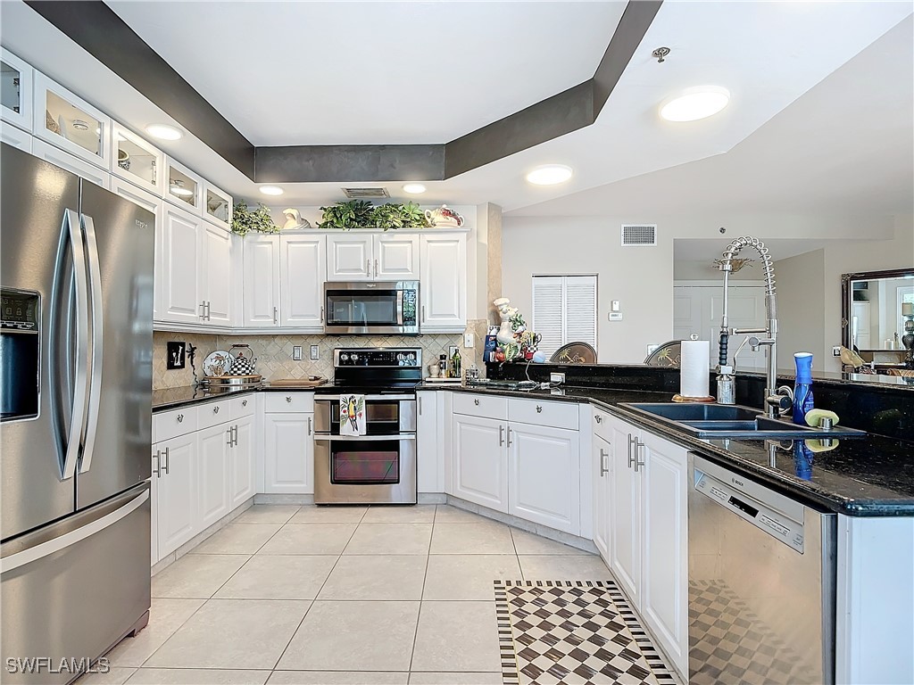 3 Bed Waterfront Home for Sale in Marco Island, photo 6
