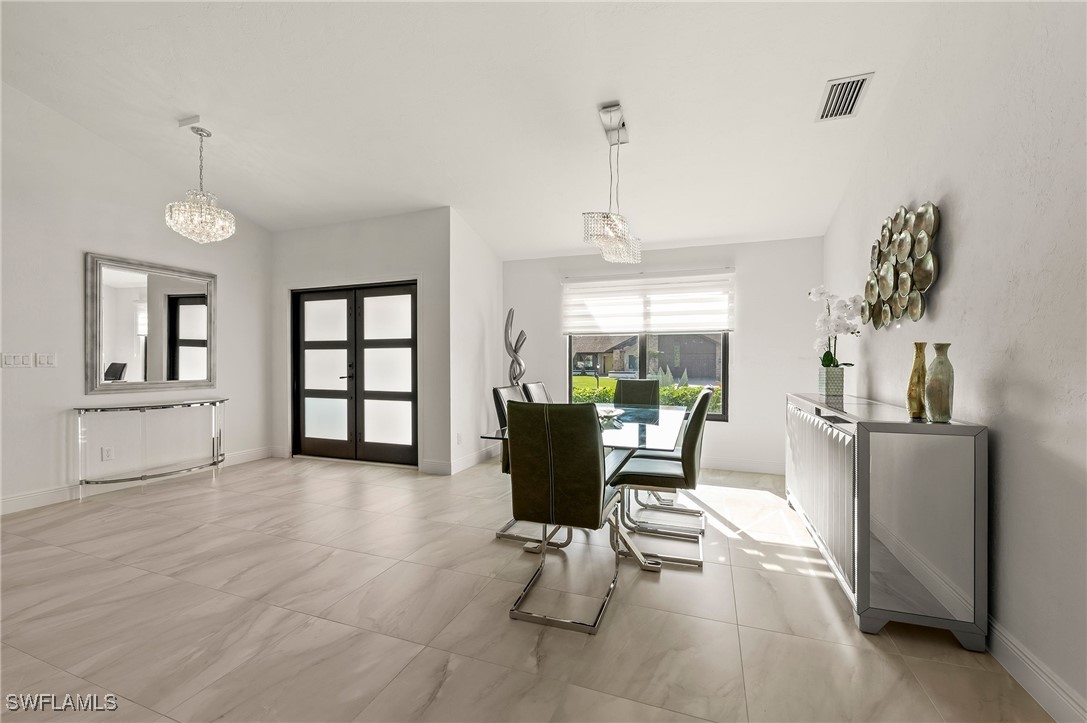 3 Bed Pool Home for Sale in Kings Lake, photo 6