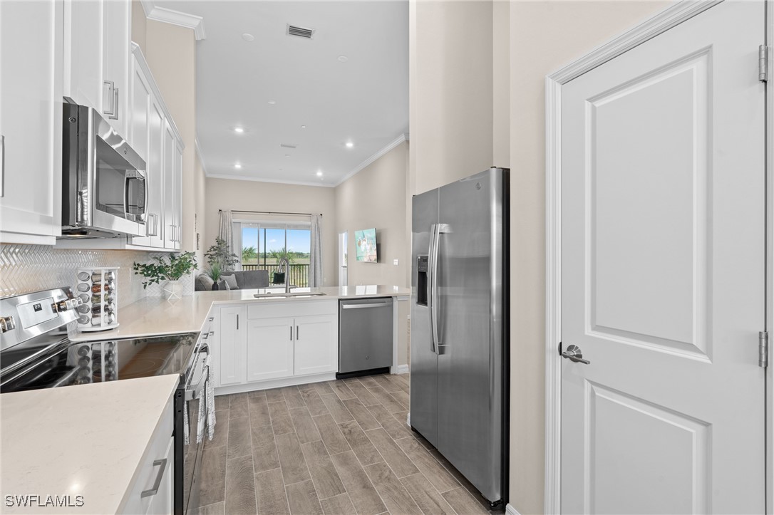 2 Bed Condominium for Sale in Fort Myers, photo 6