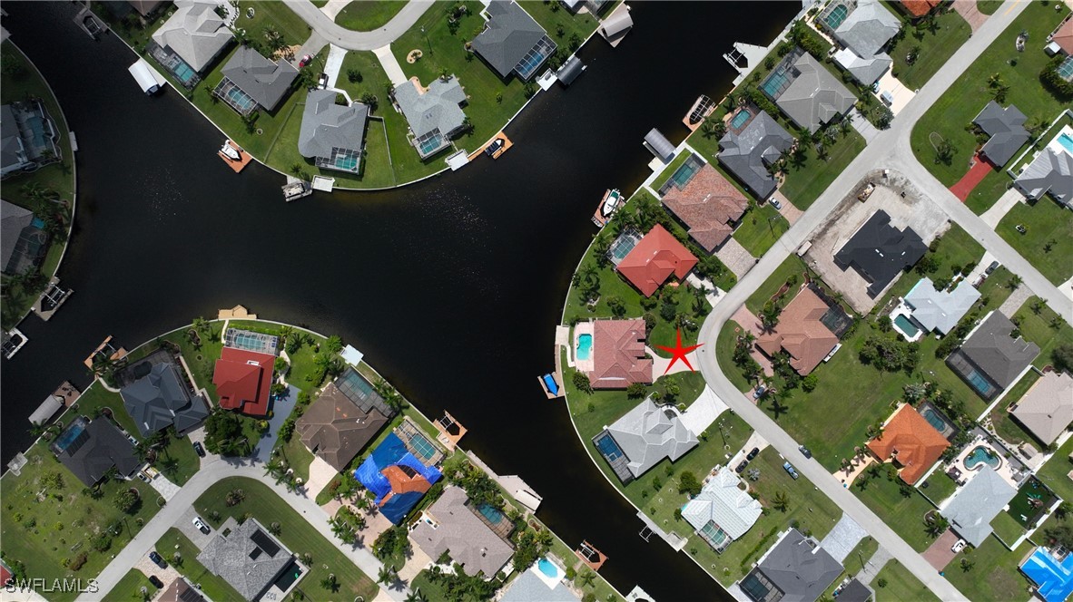 3 Bed Pool Home for Sale in Cape Coral, photo 6