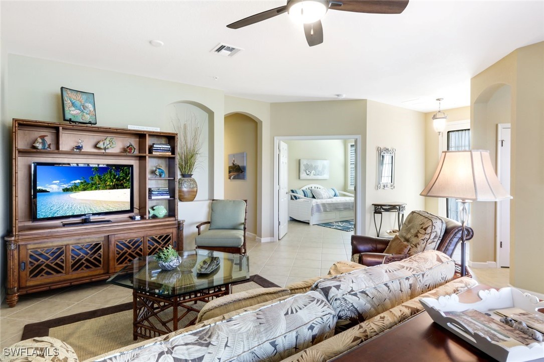 3 Bed Waterfront Home for Sale in Chesapeake Cove, photo 6