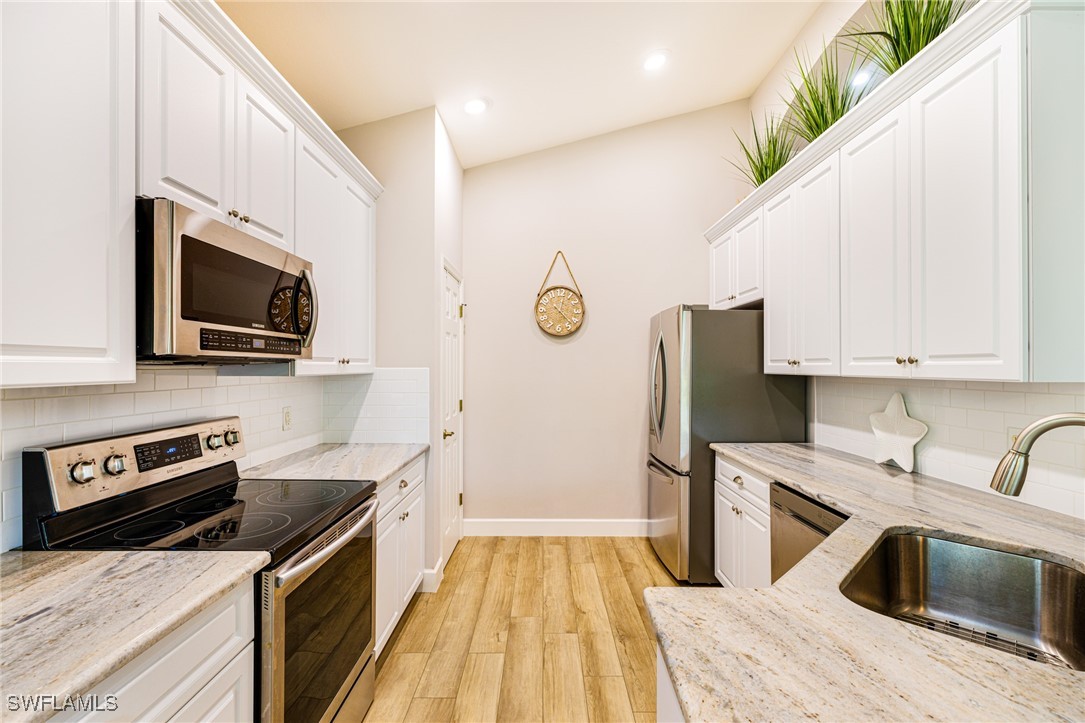 3 Bed Condominium for Sale in Turtle Point, photo 6