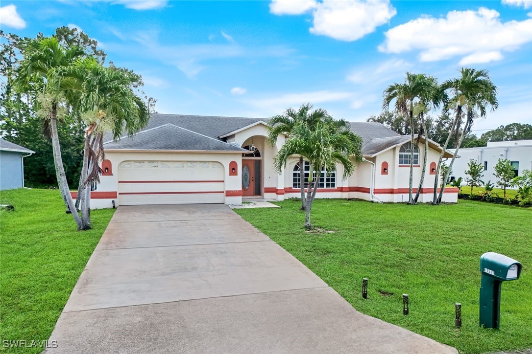 3 Bed Pool Home for Sale in San Carlos Park, photo 6