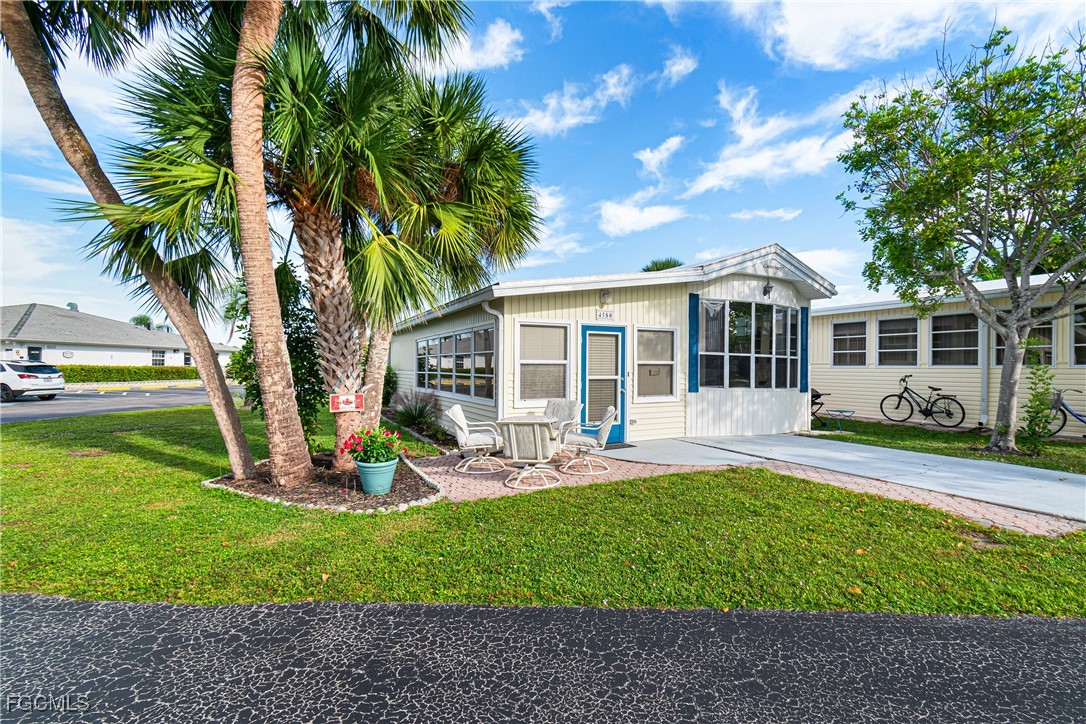 1 Bed ManufacturedHome for Sale in Estero, photo 6