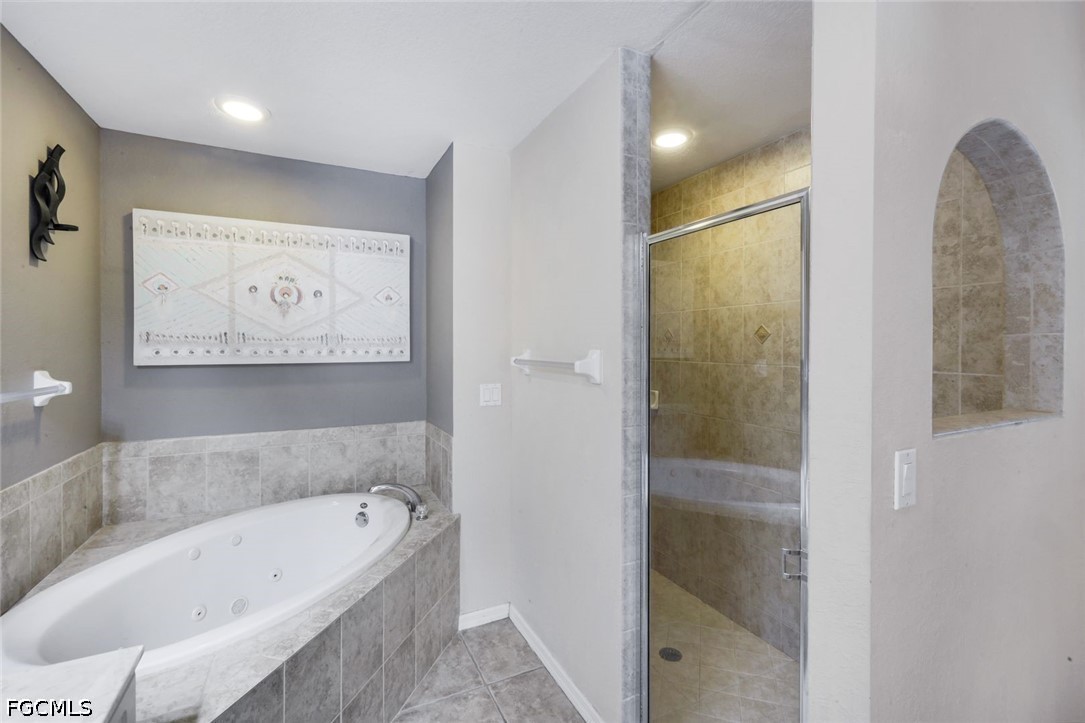 4 Bed Pool Home for Sale in Cape Coral, photo 6