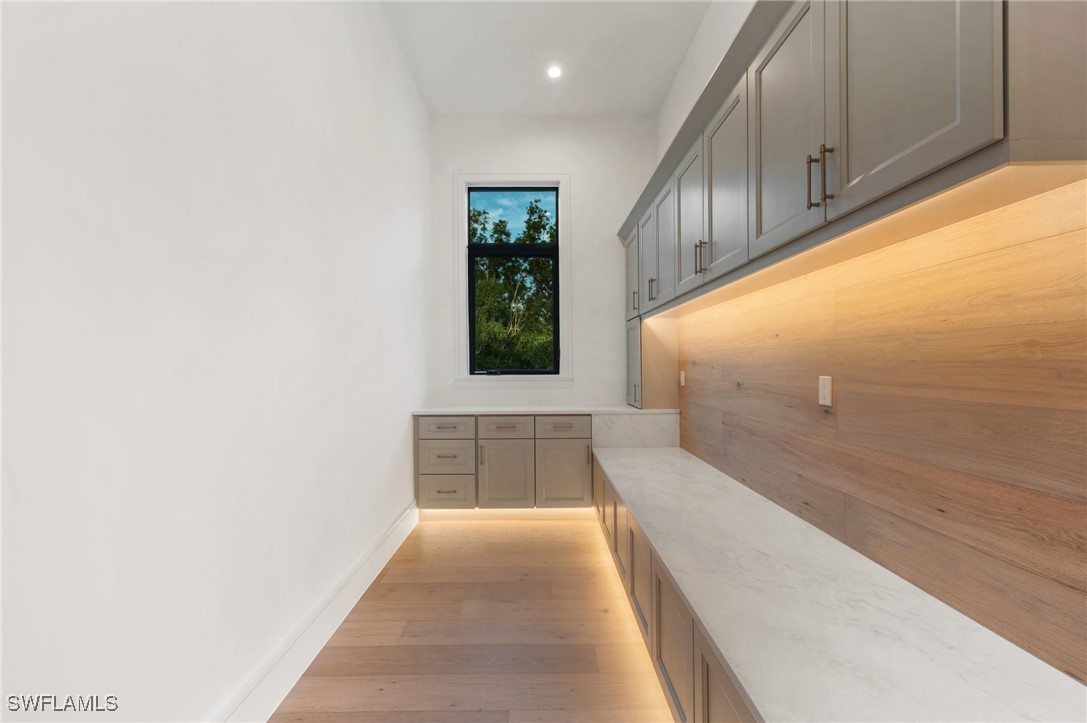 4 Bed Pool Home for Sale in Naples, photo 6