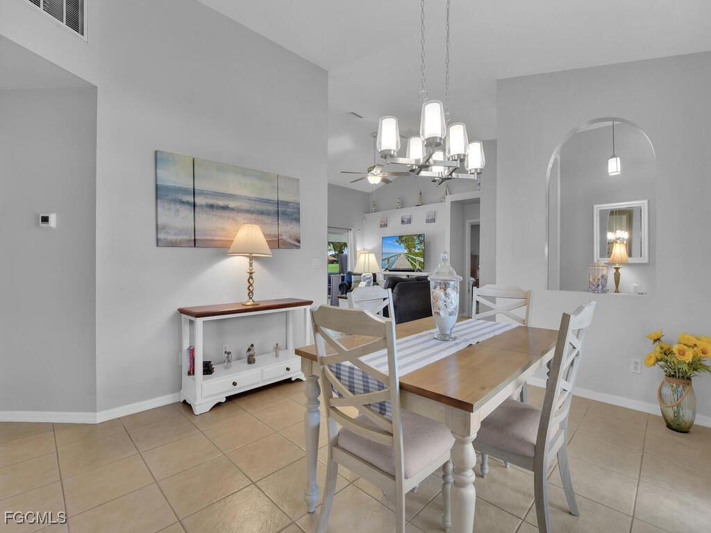 3 Bed Pool Home for Sale in Cape Coral, photo 6
