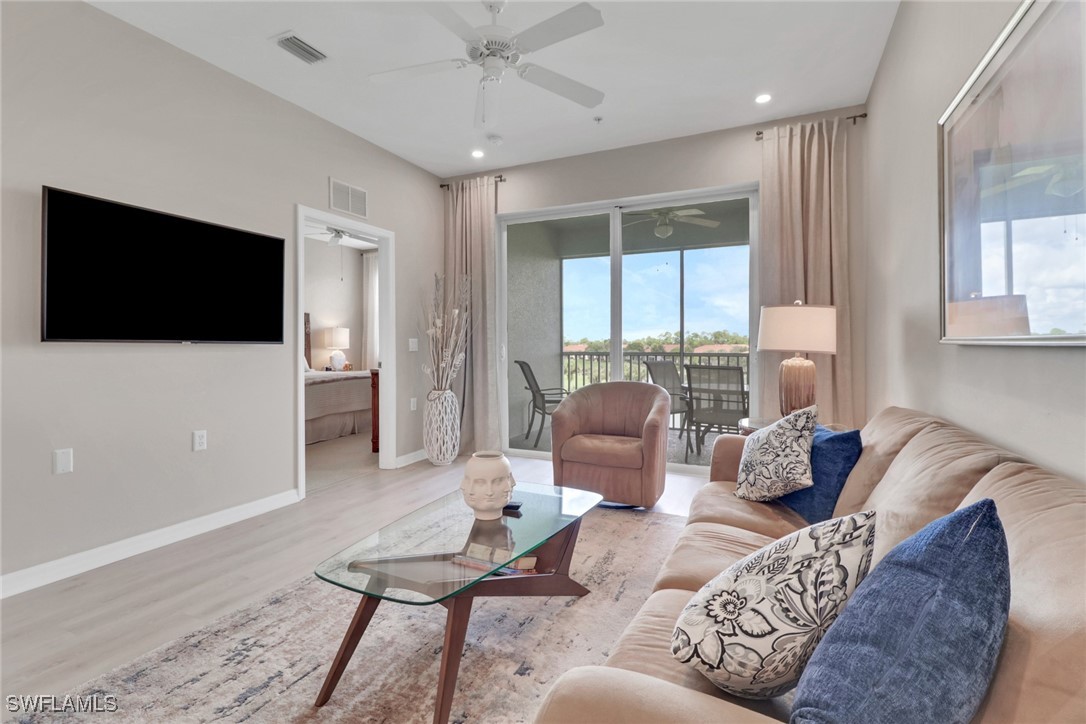 2 Bed Waterfront Home for Sale in Naples, photo 6
