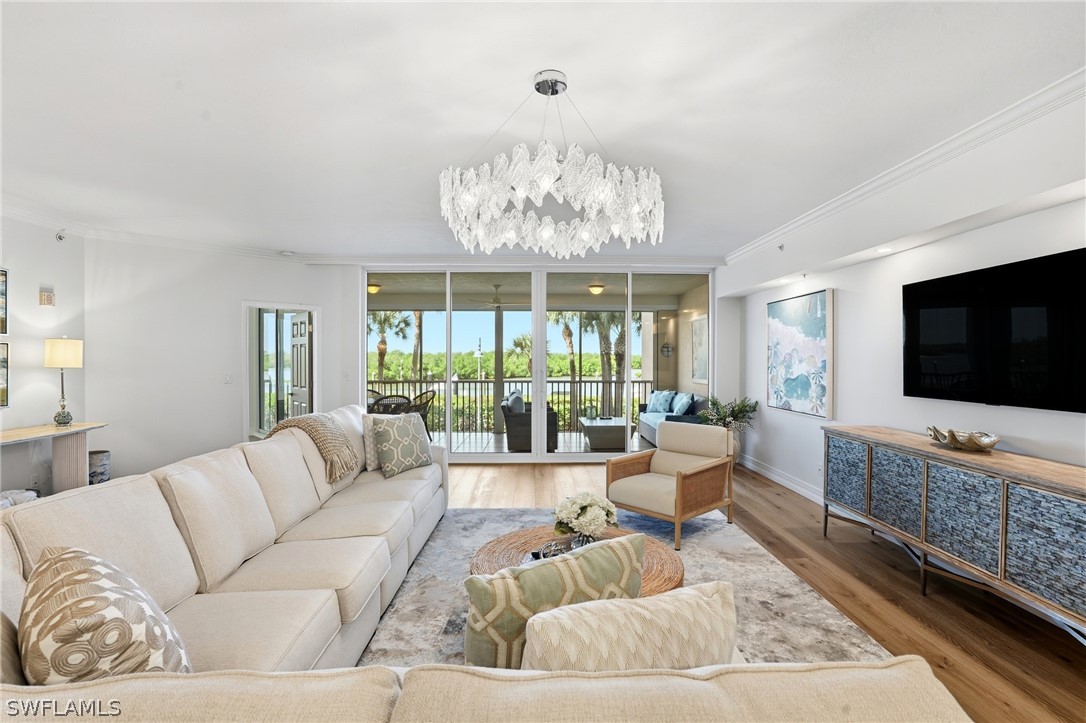 3 Bed Waterfront Home for Sale in Naples, photo 6