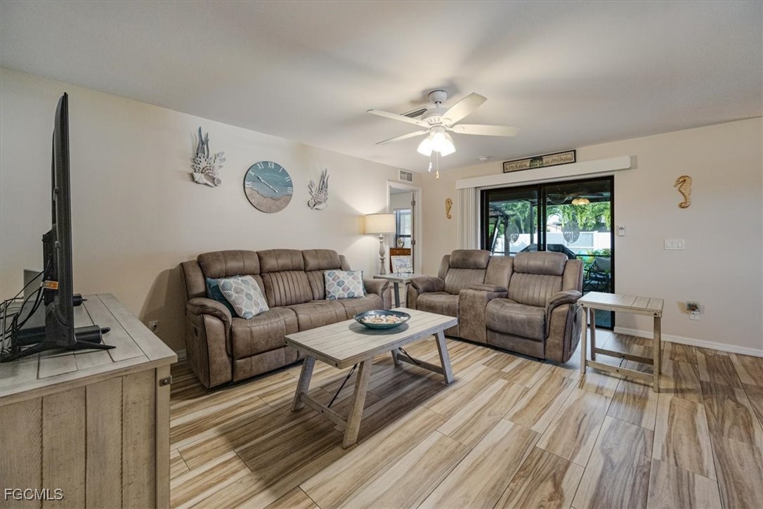 3 Bed SingleFamilyResidence for Sale in Cape Coral, photo 6