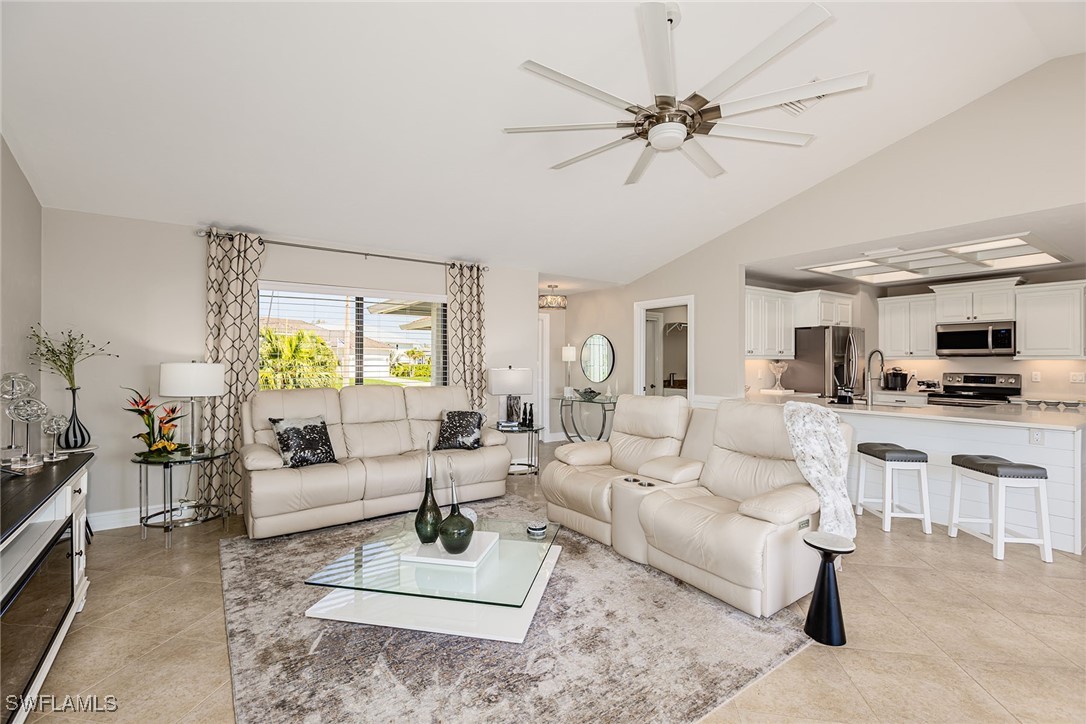 3 Bed Waterfront Home for Sale in Marco Island, photo 6
