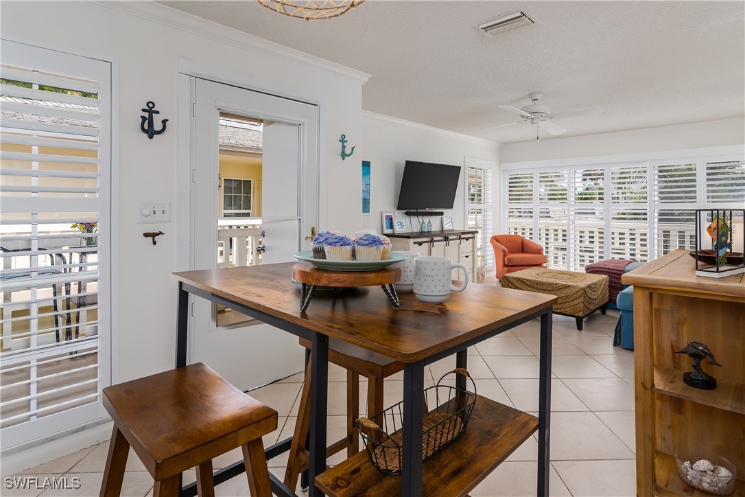 2 Bed Waterfront Home for Sale in Marco Island, photo 6