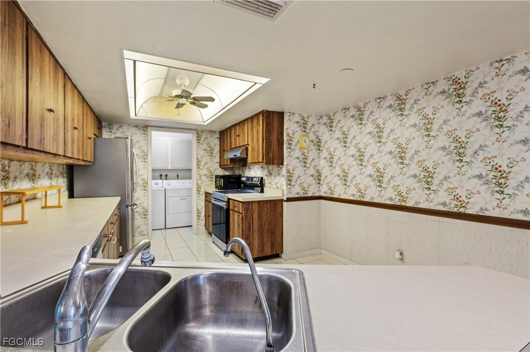 2 Bed Attached for Sale in Lehigh Acres, photo 6