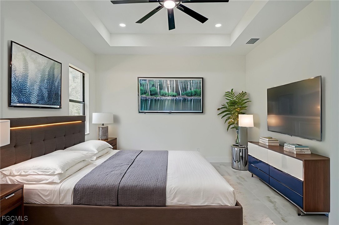 3 Bed SingleFamilyResidence for Sale in Lehigh Acres, photo 6