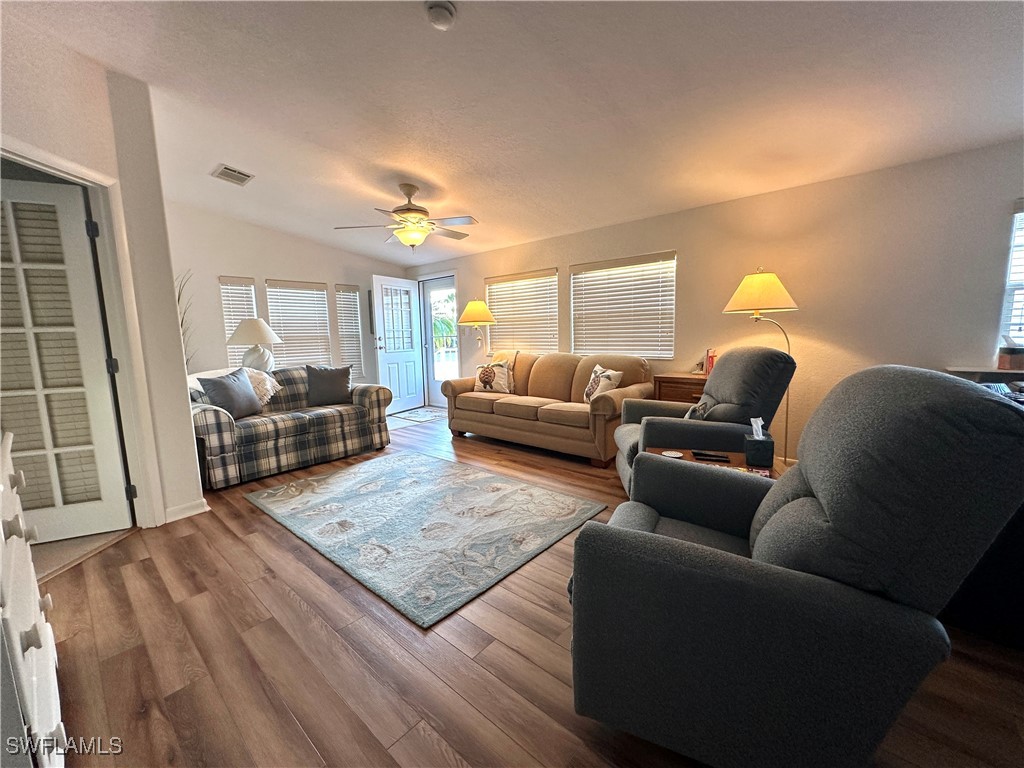 2 Bed ManufacturedHome for Sale in Estero, photo 6