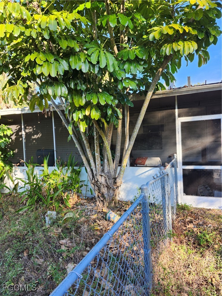 3 Bed ManufacturedHome for Sale in Spring Woods M/H Subd, photo 6