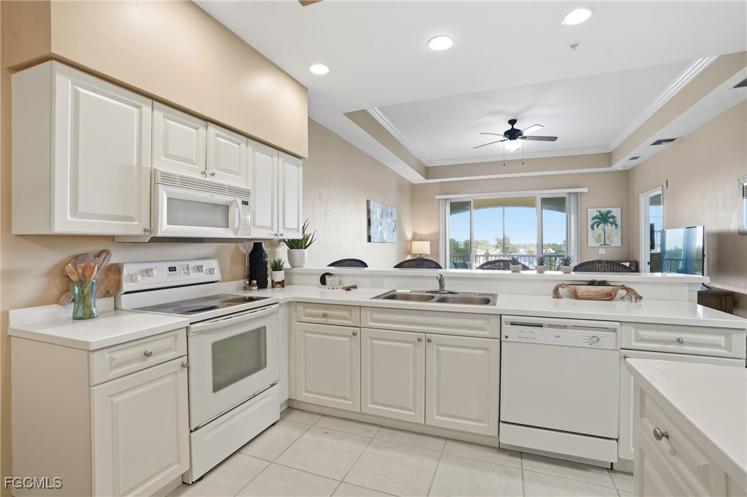 3 Bed Waterfront Home for Sale in Cape Coral, photo 6